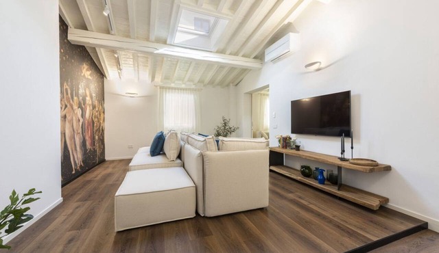 Greci Terrace luxury apartment in Florence by Mmega