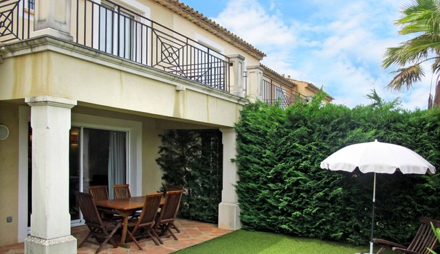 Green Bastide M46G by Interhome
