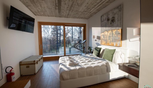 Green forest - Ixihome