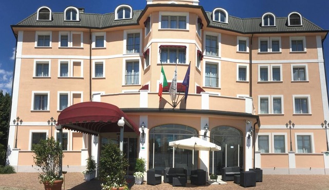 Green Hotel