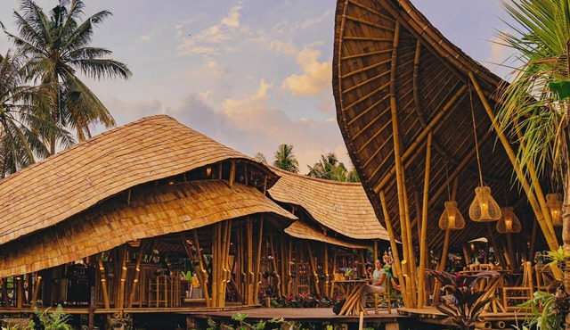 GREEN LANDER UBUD