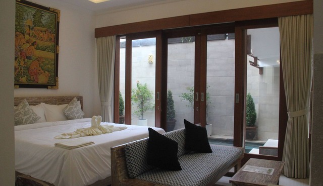 Green Studio Apartment Seminyak