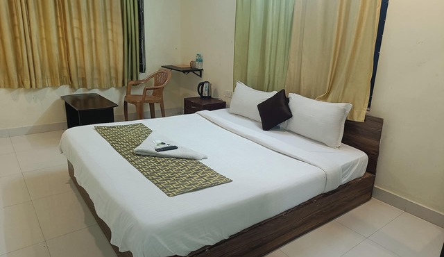 Green Tree Hotel