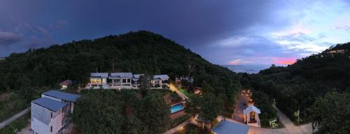 Greenery Hill