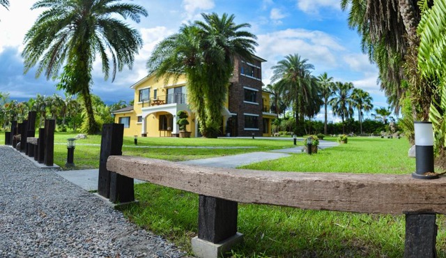 Greenfield Villa