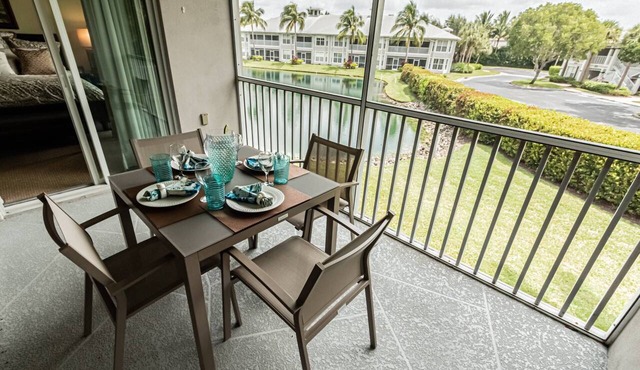 GreenLinks/Updated Lely Condo; w/Office space-Lake Views-Resort Amenities