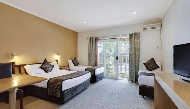 Greensborough Motel