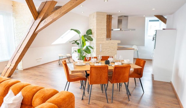 GreenTreeHomes - Penthouse Eiche - zentral - Privatparkplatz - familienfreundlich