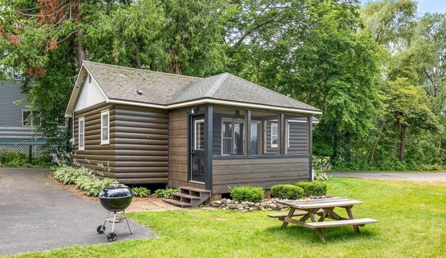 Greenway Log Cottage - 5