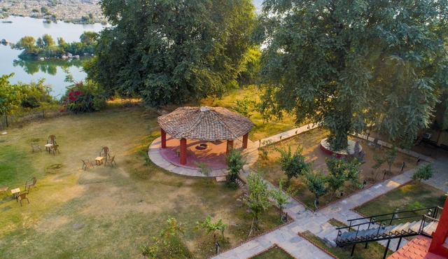 Greetoe Camp Panna