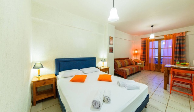 Grekis hotel & Apartments