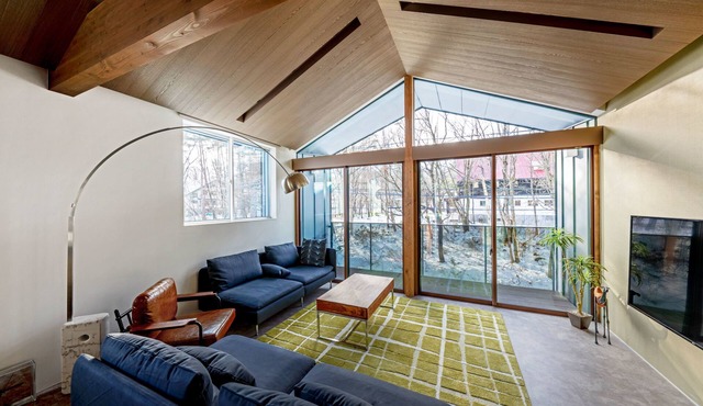 Grey Wolf Chalet