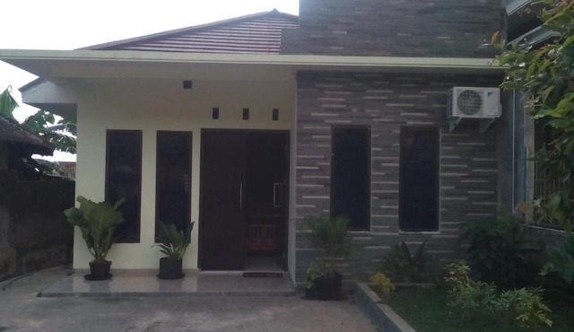 Griya Alpha Villa