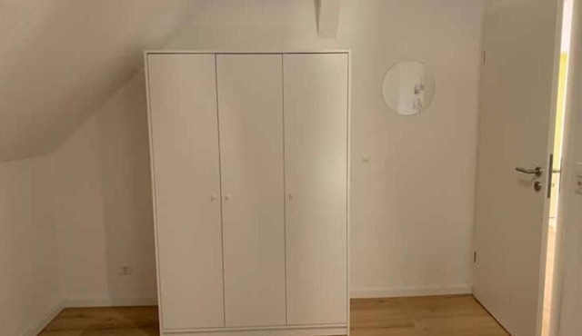 Große Schicke Wohnung Nahe Tesla