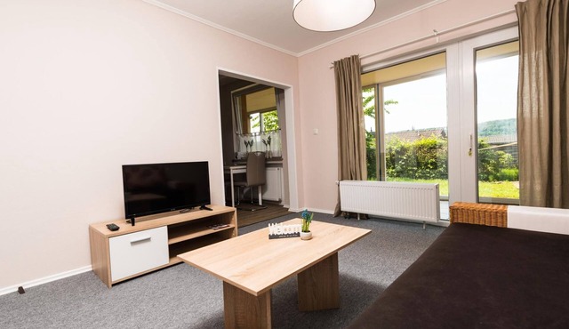 Große Wohnung in Bodenwerder mit Garten, Terrasse und gemeinsamem Pool by Interhome