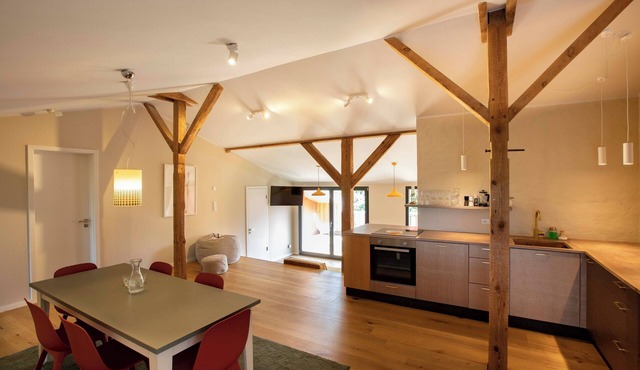 Große Wohnung mit Loggia Direkt im Naturschutzgebiet
