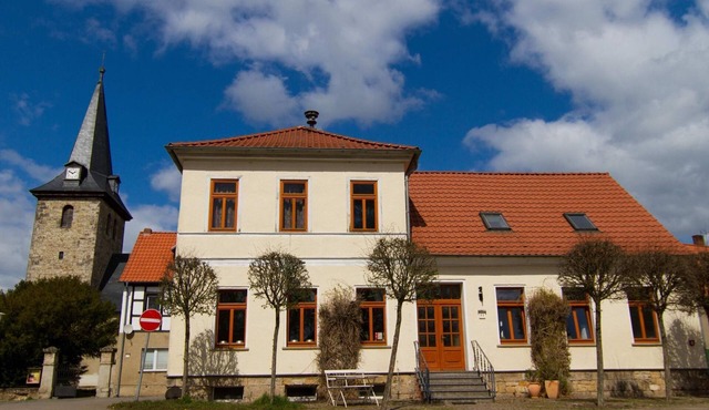 Großes, altes, umfassend saniertes Ferienhaus by Interhome