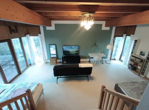 Großes Zimmer mit eigener Terrasse