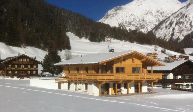 Großglockner Goldried Chalet