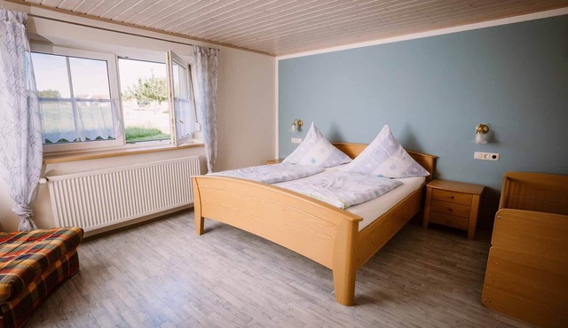Großzügig eingerichtete Ferienwohnung für bis zu 6 Personen