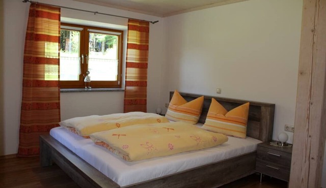 Großzügige und urige Ferienwohnung am Fuße des Ossers