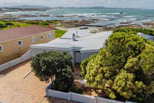 Groot Kabeljou Oceanfront Family Fun Kleinbaai