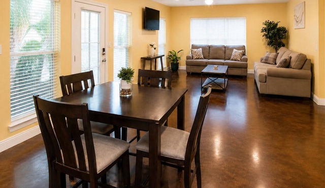 Ground Floor · 3BR 2BA · King Beds · W/D · Parking