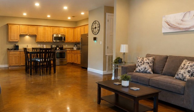 Ground Floor · 3BR 2BA · Sleeps 8 · Kitchen · W/D