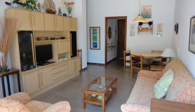 Ground Floor Apartment 250m from Beach with Terrace in Torredembarra