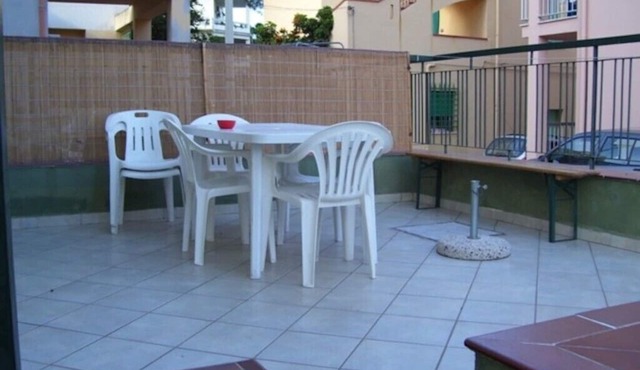 GROUND FLOOR APARTMENT WITH CALA GONONE VERANDA AT 30 MT FROM THE SEA