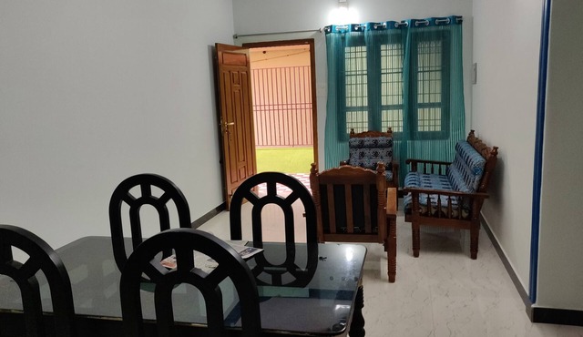 Ground Floor with private entrance