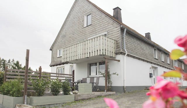Group accommodation opposite ski area