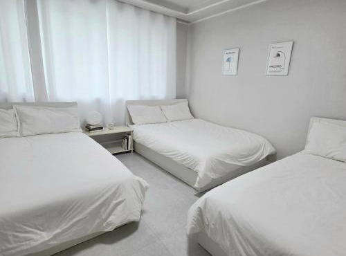 Group accommodation Business trip Free parking