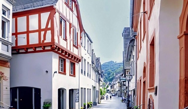 Group Apartment Bacharach | up to 16 guests | Castle View & Balcony