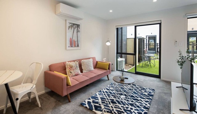 Groveview Oasis: 1BR Retreat