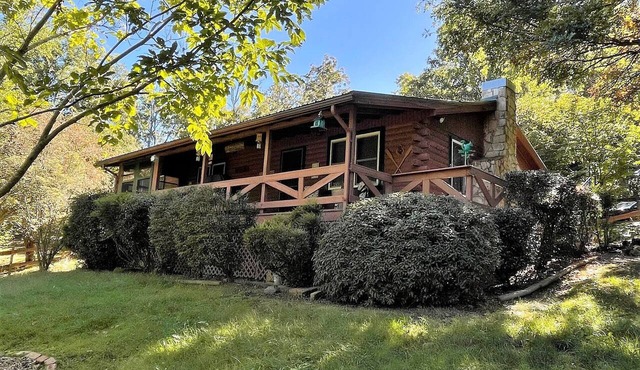 Grumpy Bear Cabin - Your Western NC escape