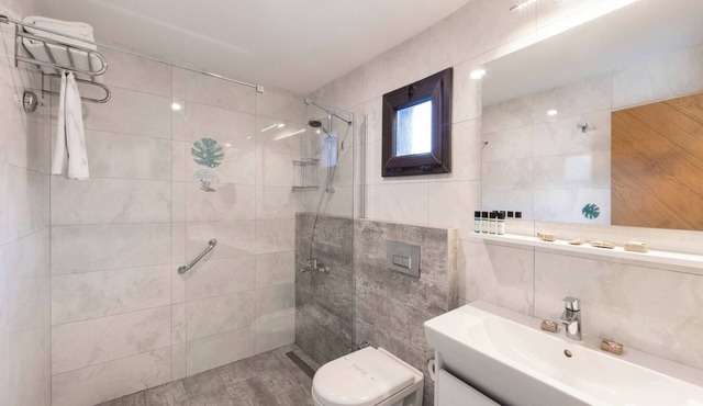 GSUI 2BR Mild winter escape in Bodrum garden view furnished apartment.