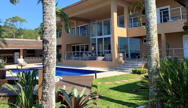 Guarujá Mansion - Private condominium with luxury and sea view