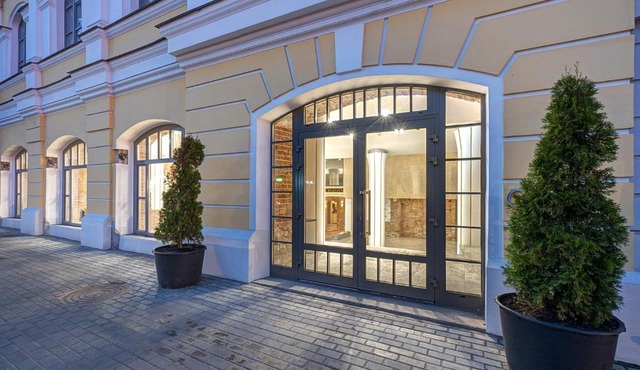 Gubernator Hotel