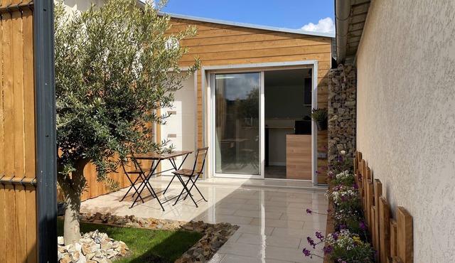 Guest Housse with a terrace