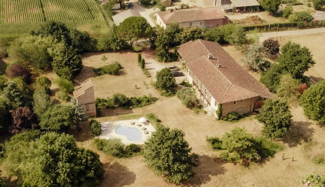 Guest house - Le domaine de la Rivalière