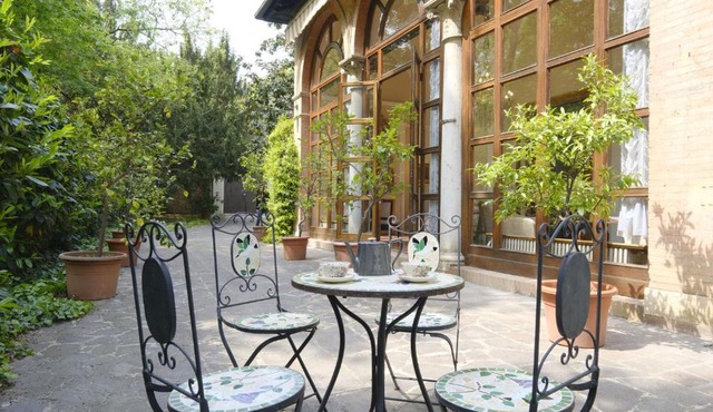 GuestHost - Certosa di Ferrara Wonderful Villa x12!