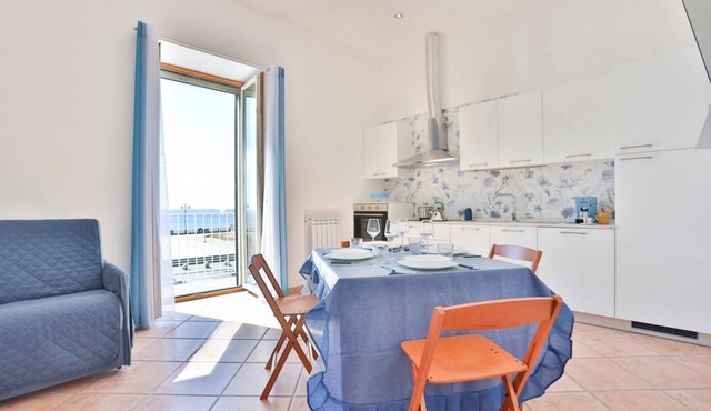 GuestHost - Charming 60 sqm apartment, ideal for up to 3 people, located on the first floor of a building without an elevator.The property is located in Pozzuoli, in a strategic position that allows easy access to the city center and the metro and train