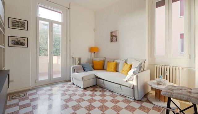 GuestHost - M4 Argonne Cosy Apartment