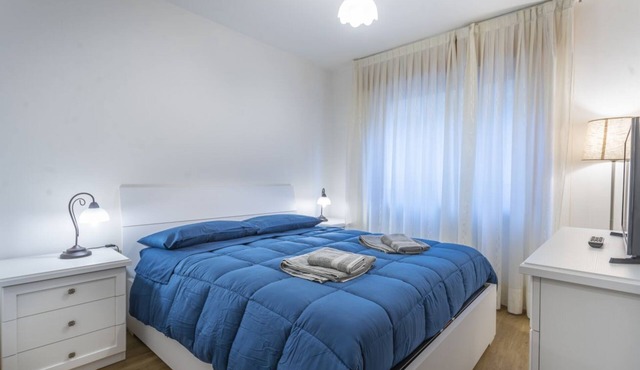 GuestHost - Modern APT just 2 steps from the Ciclovia! x3