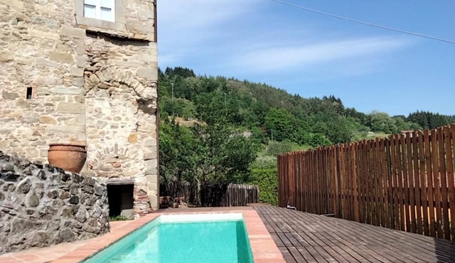 GuestHost - Sillicagnana Castle Villa with Swimming Pool!