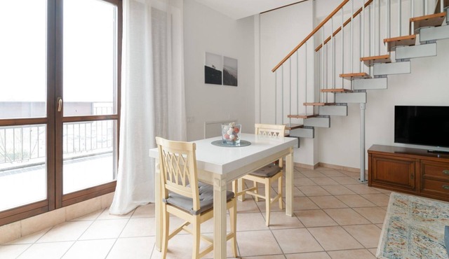 GuestHost - Spacious Apartment 600mt from Metro M3 Comasina