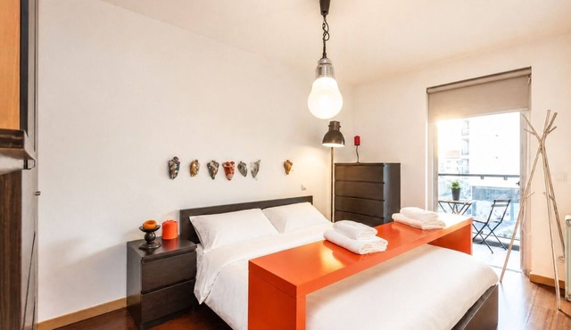 GuestReady - Broken Record with Balcony + Parking