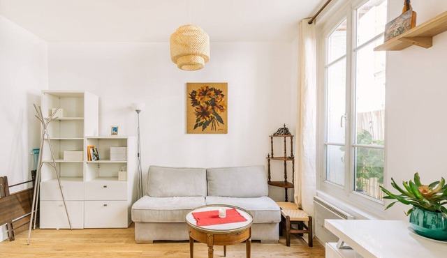GuestReady - Charming and Bright Paris Apartment
