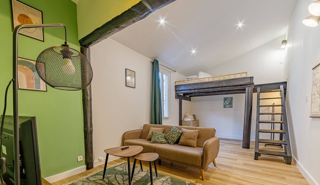 GuestReady - Charming Downtown Loft